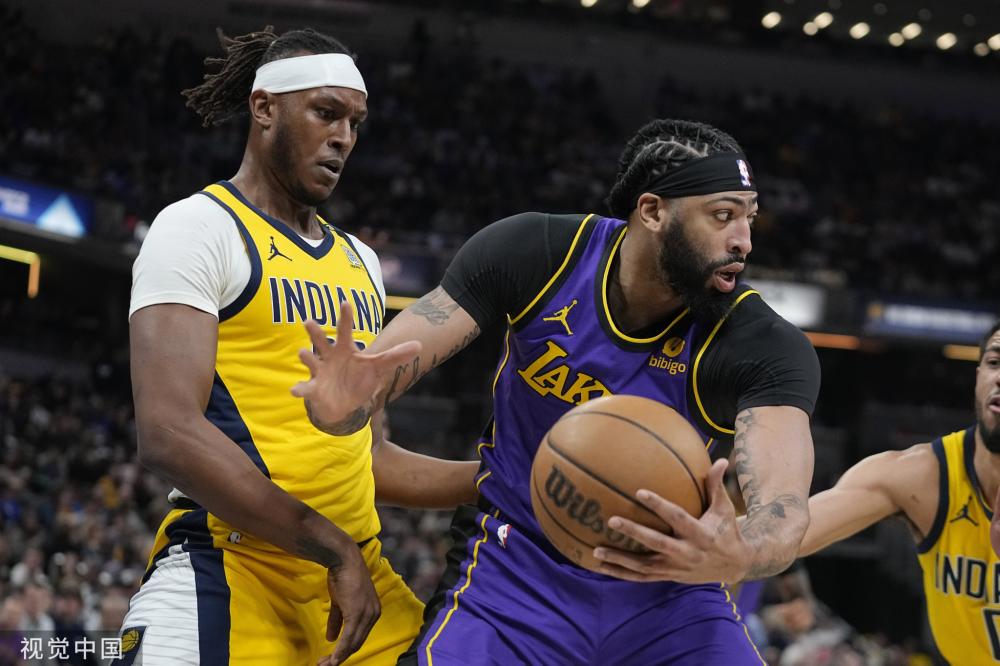 它通过整合 它通过整合